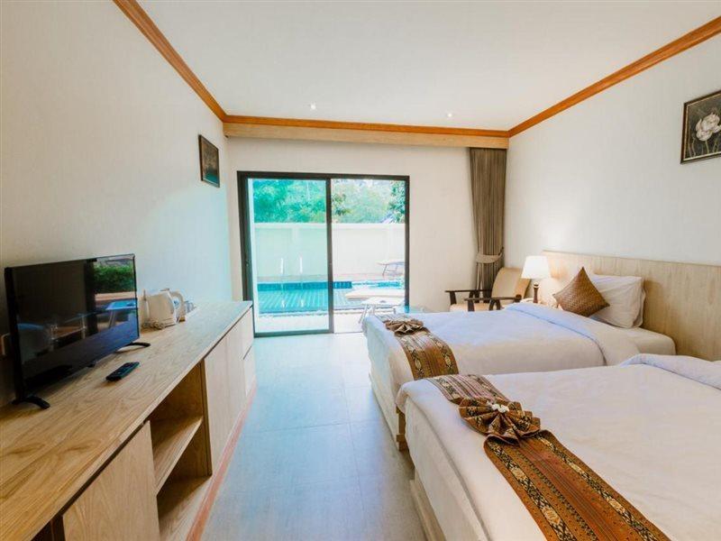 Airport Beach Hotel Phuket - Sha Extra Plus Nai Yang Beach Exterior foto