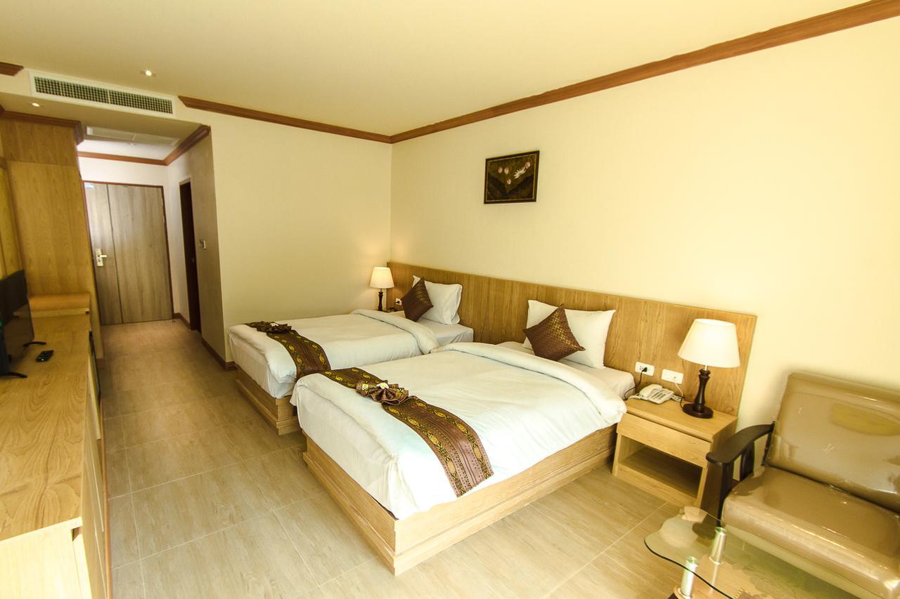 Airport Beach Hotel Phuket - Sha Extra Plus Nai Yang Beach Exterior foto